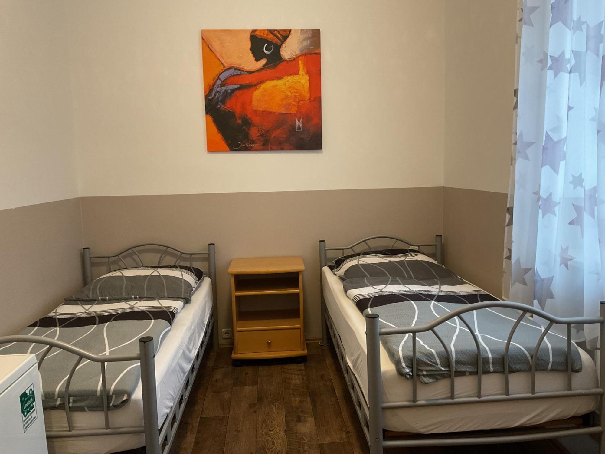Pension&Hostel Anna - Monteurzimmer Münih Dış mekan fotoğraf