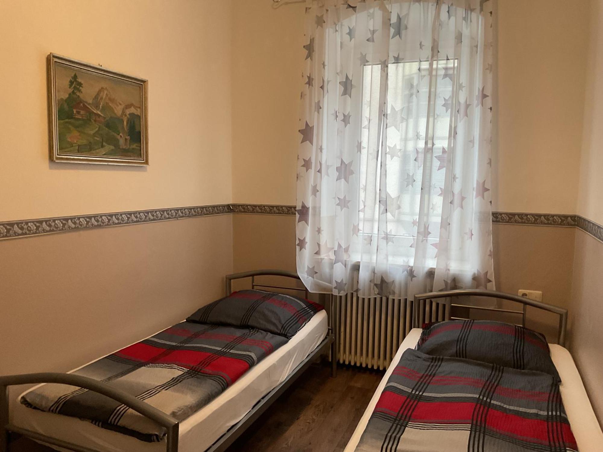 Pension&Hostel Anna - Monteurzimmer Münih Dış mekan fotoğraf