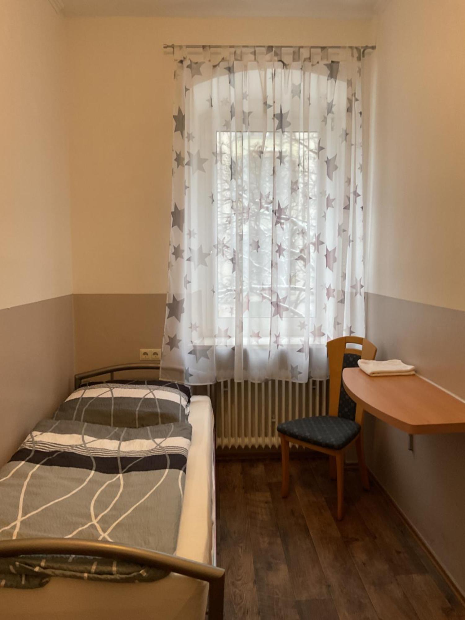 Pension&Hostel Anna - Monteurzimmer Münih Dış mekan fotoğraf