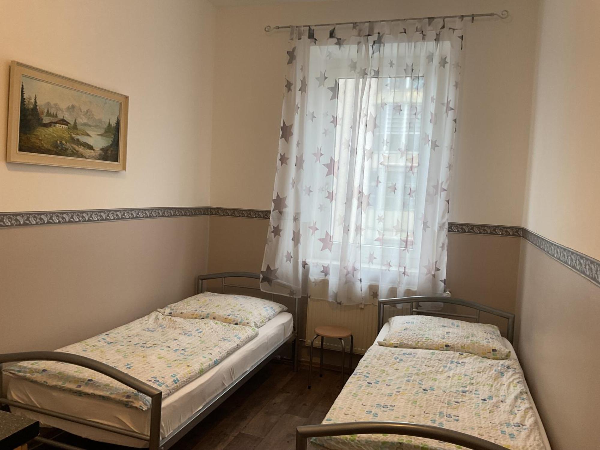 Pension&Hostel Anna - Monteurzimmer Münih Dış mekan fotoğraf