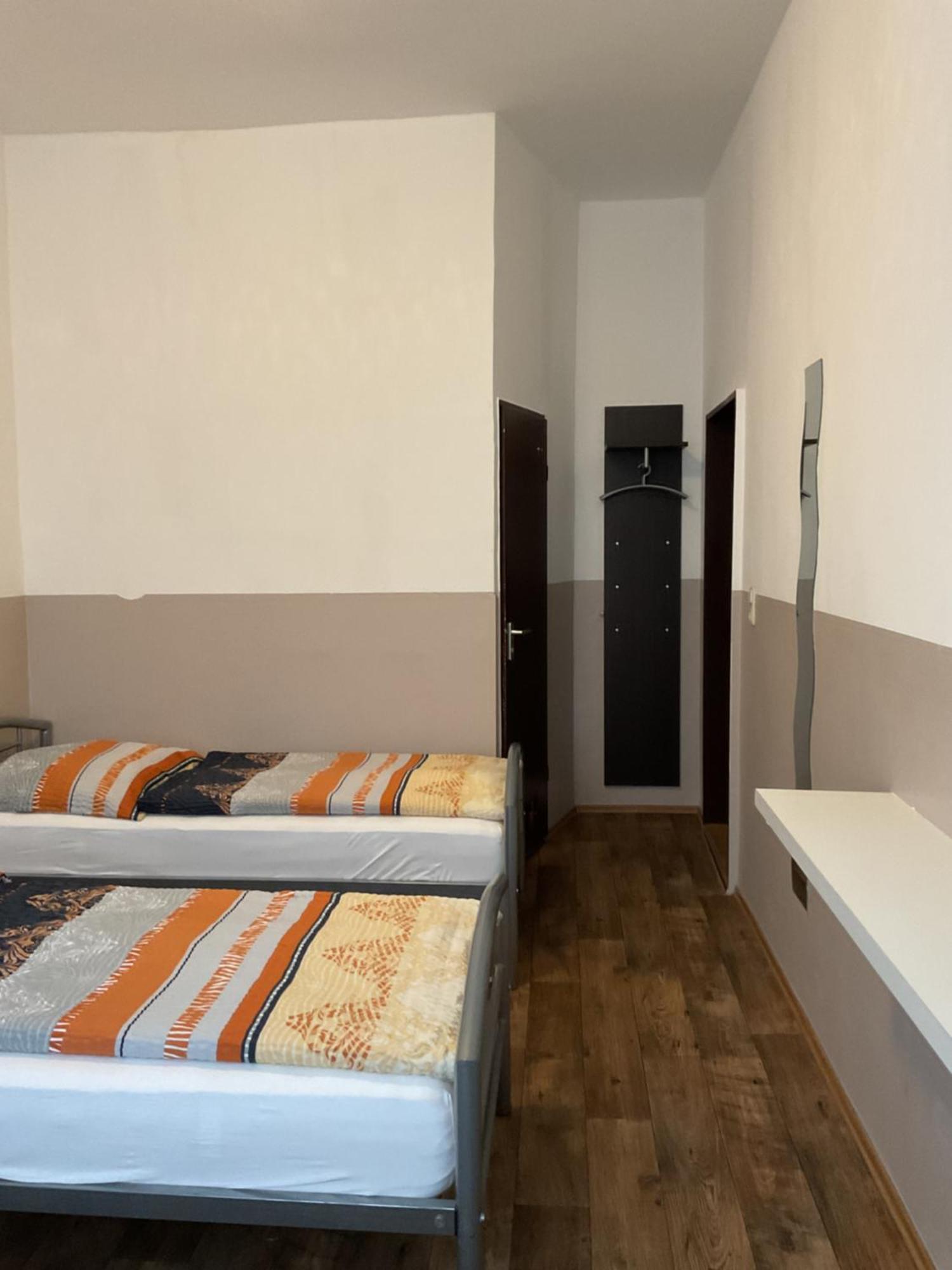 Pension&Hostel Anna - Monteurzimmer Münih Dış mekan fotoğraf