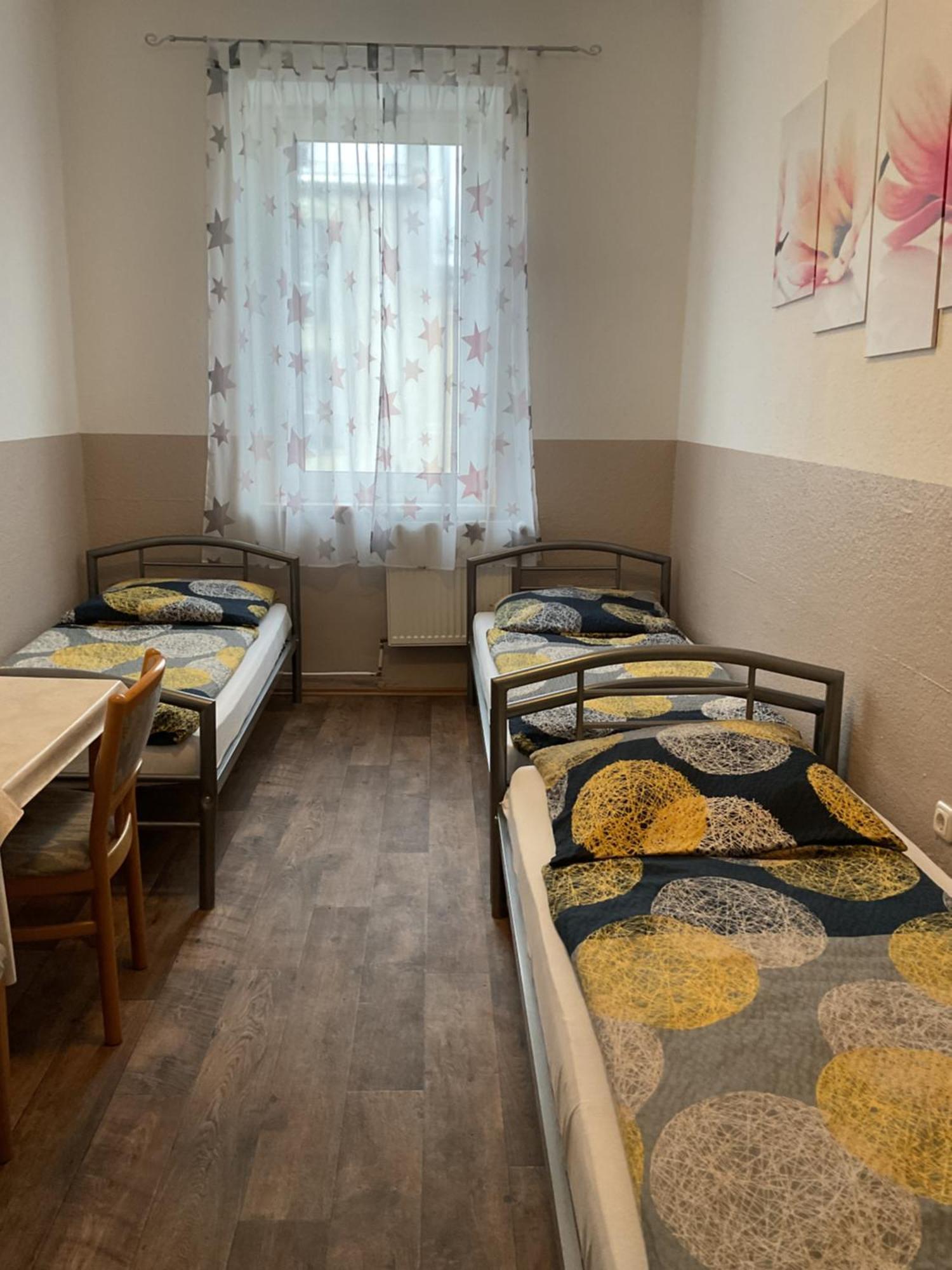 Pension&Hostel Anna - Monteurzimmer Münih Dış mekan fotoğraf