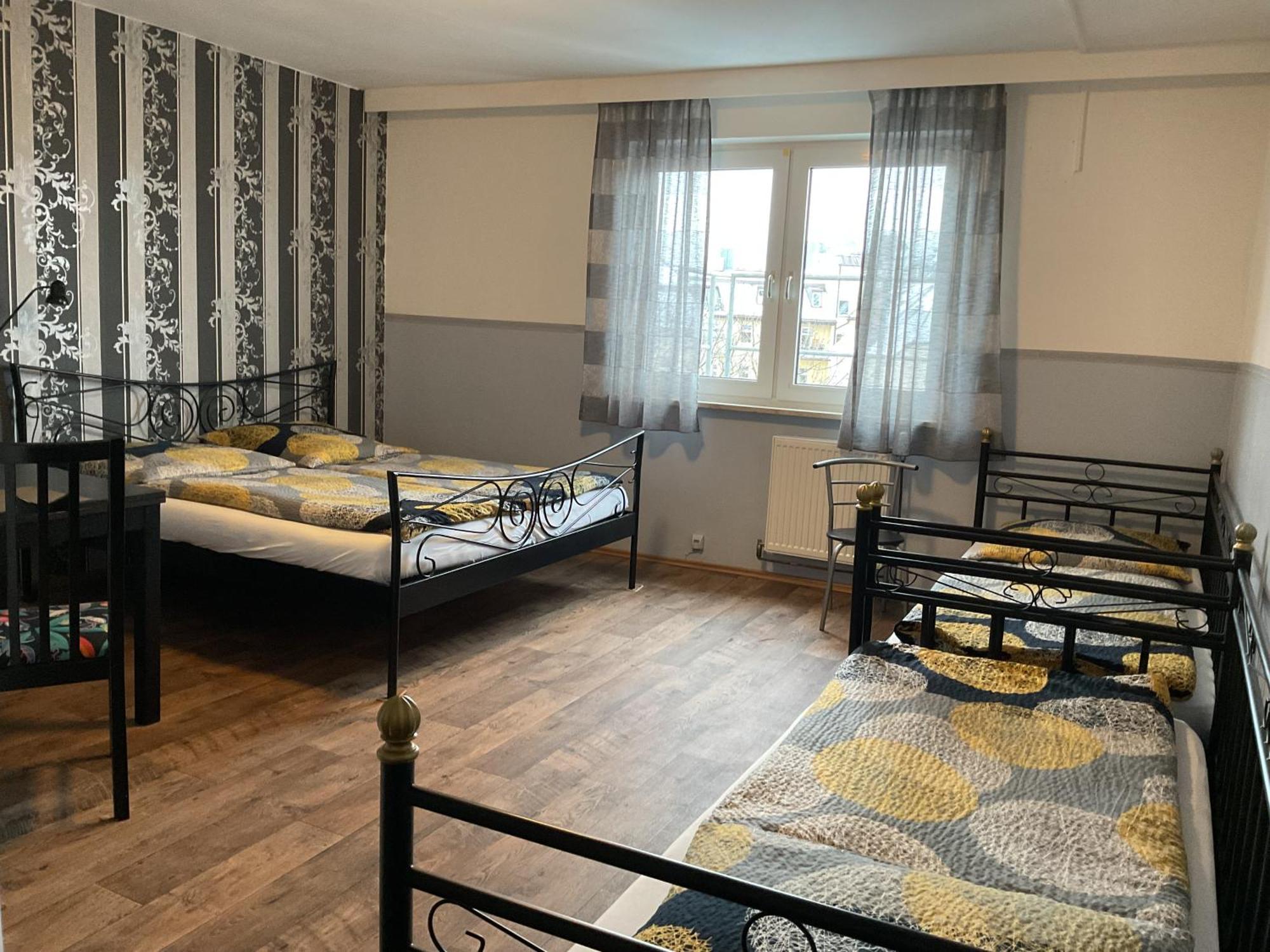Pension&Hostel Anna - Monteurzimmer Münih Dış mekan fotoğraf