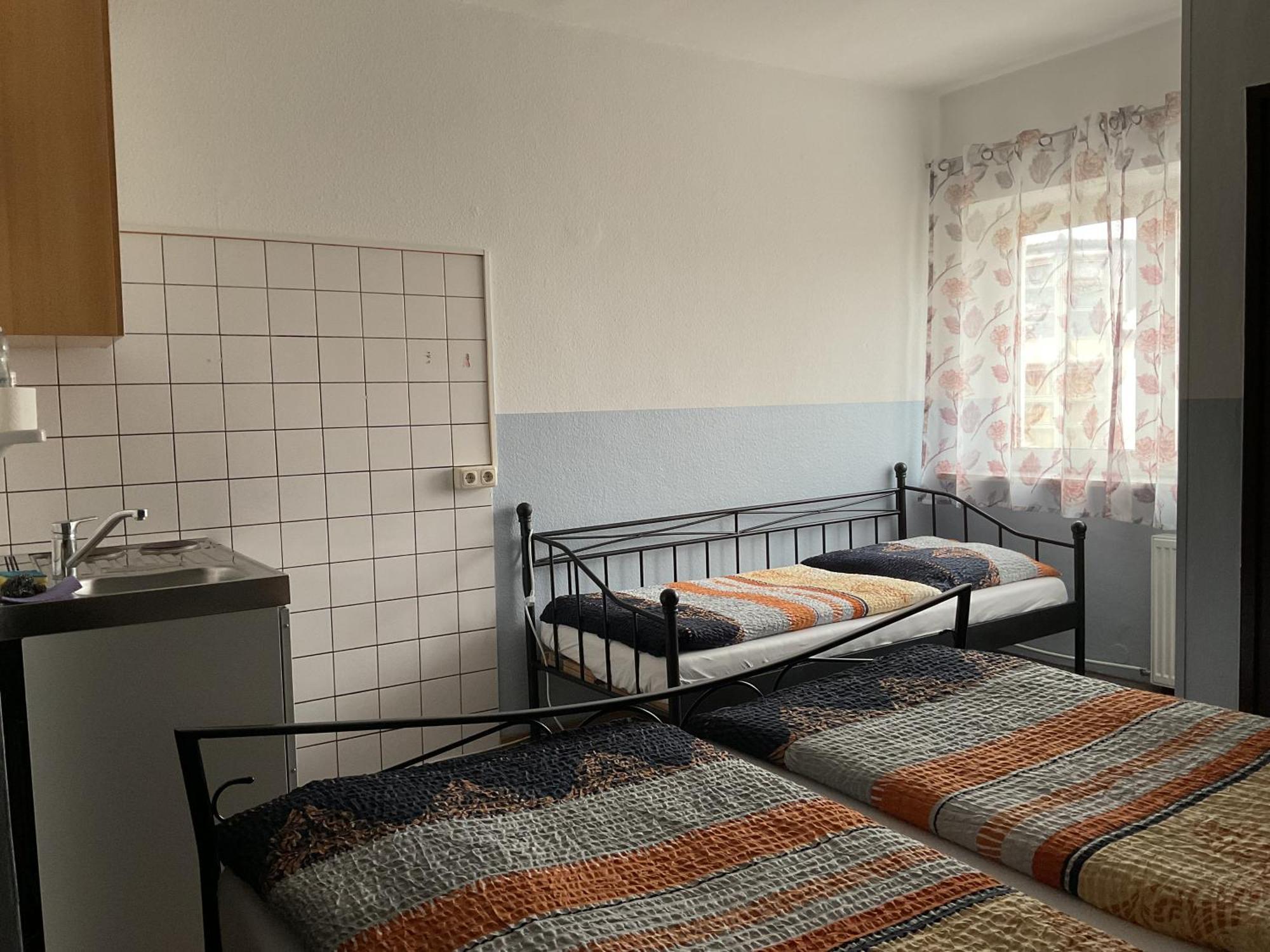 Pension&Hostel Anna - Monteurzimmer Münih Dış mekan fotoğraf